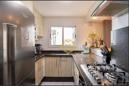 4_photo/94dce42587.adc3c1c8d2478063-ATLAS-e794ed89-386c-40d2-b1fd-4e0964826197.jpg de apartamento à venda com 3 quartos, 90m² em Cabral, Curitiba