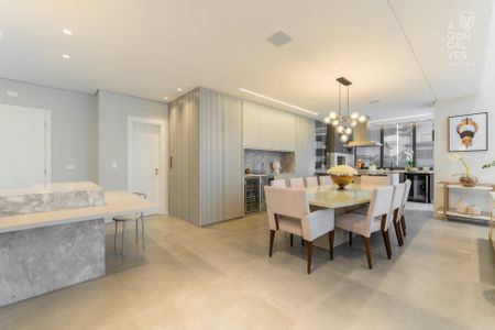 5_photo/94dce425b3.45145d9f21f4f41b-ATLAS-8a7137f7-f2bd-458e-b04b-401b60e369cc.jpg de apartamento para alugar com 3 quartos, 230m² em Juvevê, Curitiba