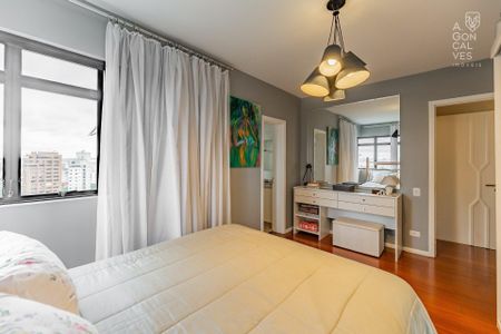 23_photo/94dce425b7.4e8f40c0d896dd59-ATLAS-8b44a756-8a72-427e-ab6e-562babcb4b17.jpg de apartamento à venda com 4 quartos, 218m² em Juvevê, Curitiba