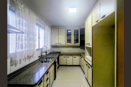 21_photo/94dce425c1.2bd6c31d73845aaa-ATLAS-009a0fbb-dbf8-4e5f-aa4f-e7d1030b42cd.jpg de apartamento à venda com 3 quartos, 241m² em Juvevê, Curitiba