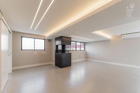 32_photo/94dce425d5.cb58461e1bf32b0c-ATLAS-c4dcfc55-7b8e-4e03-9823-fd8942e3d24c.jpg de apartamento à venda com 4 quartos, 548m² em Juvevê, Curitiba