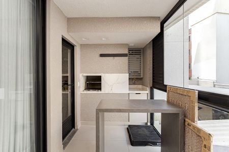 7_photo/94dce425e5.0f81dd1a9a4f6ffb-ATLAS-5389063b-5df8-453d-af0e-21fac90e8ced.jpg de apartamento à venda com 2 quartos, 85m² em Cabral, Curitiba