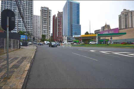 12_photo/94dce425f1.89ed291d71e34a2e-ATLAS-7eb35f1d-245f-4d2e-9910-08e921768dbe.jpg de apartamento à venda com 3 quartos, 98m² em Cabral, Curitiba