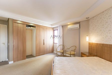 6_photo/94dce42643.25da4dce4e8252d2-ATLAS-206edf66-7570-4bc2-9b83-f59e09024abb.jpg de apartamento à venda com 4 quartos, 310m² em Cabral, Curitiba