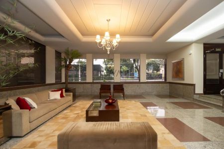 7_photo/94dce42643.25da4dce4e8252d2-ATLAS-8ef215e9-6e2d-4e2c-8bfa-121e3851bf66.jpg de apartamento à venda com 4 quartos, 310m² em Cabral, Curitiba