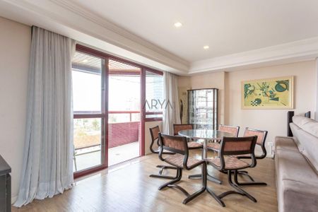 3_photo/94dce42643.25da4dce4e8252d2-ATLAS-ab11c83a-06c6-418c-b6dd-4a9091f3cef2.jpg de apartamento à venda com 4 quartos, 310m² em Cabral, Curitiba