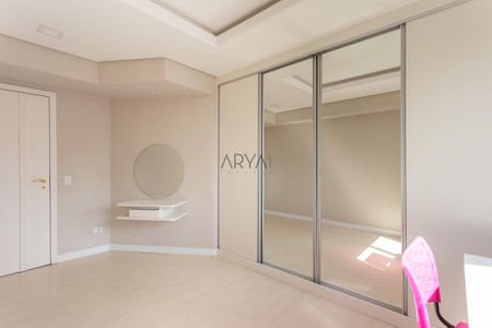 12_photo/94dce42643.25da4dce4e8252d2-ATLAS-e2c57993-7b9d-408d-a63b-f6c42c767d19.jpg de apartamento à venda com 4 quartos, 310m² em Cabral, Curitiba