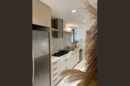 9_photo/94dce42663.ceff8192393c33de-ATLAS-1a19c2bb-46f1-4ddd-a419-11c8cb42c5c1.jpg de apartamento à venda com 3 quartos, 131m² em Cabral, Curitiba