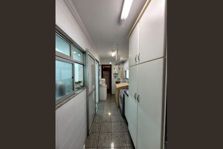 14_photo/94dce42663.f861ecc718bdcbd7-ATLAS-c2a0429d-74da-46d3-ad42-e890d63d8e27.jpg de apartamento à venda com 3 quartos, 107m² em Cabral, Curitiba