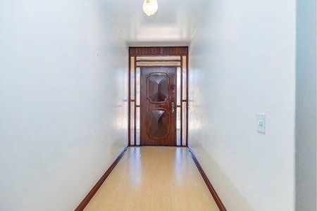 6_photo/94dce4268f.588d4a7fb74764b6-ATLAS-8598baca-eaee-4d2c-b37f-46ff39f96beb.jpg de casa à venda com 4 quartos, 180m² em Juvevê, Curitiba