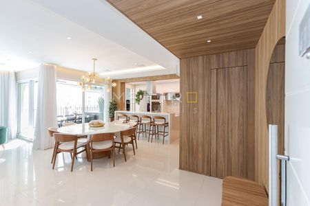 7_photo/94dce426ed.85ec890916f1984c-ATLAS-1a6e48d9-36b5-4a4a-aeed-e65d270536fd.jpg de apartamento à venda com 3 quartos, 171m² em Ahú, Curitiba