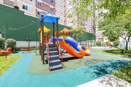 3_photo/94dce426ed.85ec890916f1984c-ATLAS-e4b0c3f9-d8fc-443d-927e-0a02e7d0ccbd.jpg de apartamento à venda com 3 quartos, 168m² em Ahú, Curitiba