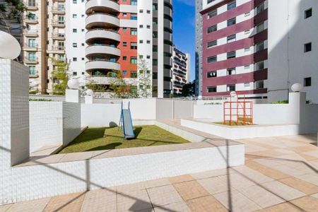 7_photo/94dce426f5.7a5a768fd8b6b809-ATLAS-9db0fef5-fe1f-4f7f-9db9-3ebbbc7e92ae.jpg de apartamento à venda com 4 quartos, 160m² em Juvevê, Curitiba