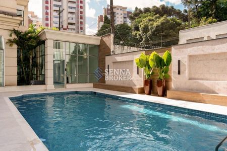 3_photo/94dce42719.732b7fd8aaa5f07d-ATLAS-ed167eee-dcea-43af-8fd8-7fd5671797ab.jpg de apartamento à venda com 4 quartos, 357m² em Ahú, Curitiba