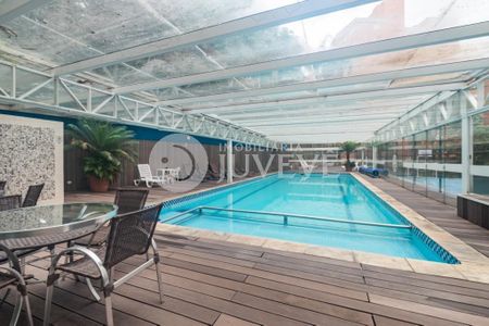 8_photo/94dce4276d.4a782679eeb82acf-ATLAS-2b6e084a-aafd-4e73-af8b-f320cdea0414.jpg de apartamento para alugar com 4 quartos, 214m² em Cabral, Curitiba