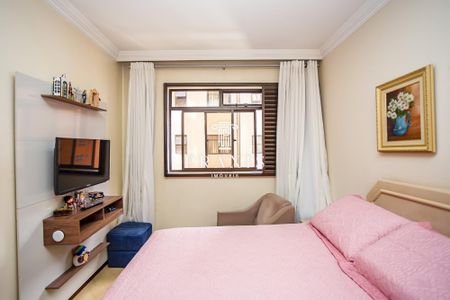 7_photo/94dce4276d.5fa10cddac45ac34-ATLAS-0e14640b-84e9-4872-8f98-74bbde7d90c1.jpg de apartamento à venda com 4 quartos, 188m² em Cabral, Curitiba