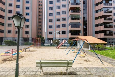 9_photo/94dce4276d.79a2b32dff559e51-ATLAS-2d1866ea-7927-4bbe-a3d2-378592a7aaec.jpg de apartamento para alugar com 4 quartos, 188m² em Cabral, Curitiba