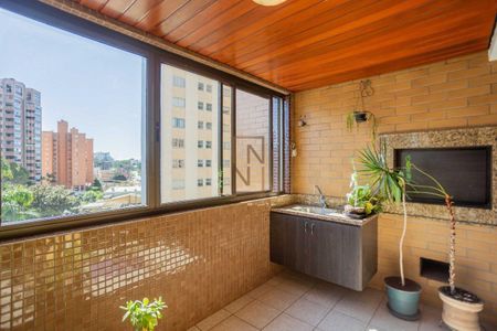 4_photo/94dce427a9.cb4a3f4e1d4d223a-ATLAS-202bbad5-aba1-4838-b767-397b584473e4.jpg de apartamento à venda com 4 quartos, 214m² em Cabral, Curitiba