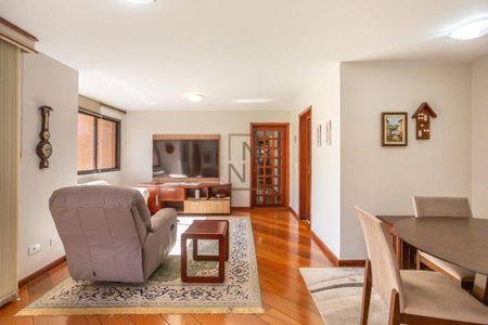 12_photo/94dce427a9.cb4a3f4e1d4d223a-ATLAS-727224c7-13f1-4e27-90f1-318066d11d6b.jpg de apartamento à venda com 4 quartos, 214m² em Cabral, Curitiba