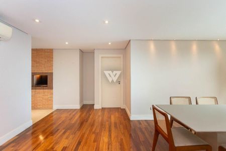 11_photo/94dce427ad.a97a3a5bdd5063ed-ATLAS-1cafca02-76ba-4eb7-a93d-5b3289a2adf1.jpg de apartamento à venda com 4 quartos, 231m² em Cabral, Curitiba