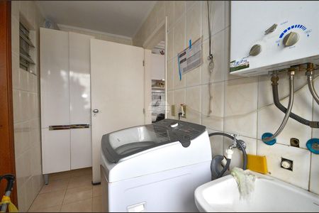 7_photo/94dce427bf.00f042015d4bfda1-ATLAS-4d2f7b33-96a2-41bc-b8d6-c53433f2a6e8.jpg de apartamento à venda com 3 quartos, 129m² em Cabral, Curitiba