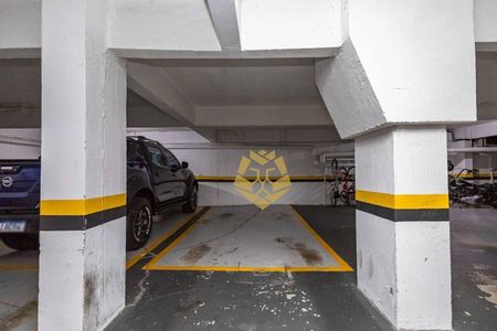 12_photo/94dce427cd.5427a671d2ca8b3e-ATLAS-3f377d22-13bc-43f1-a3d8-4da913fd7aae.jpg de apartamento à venda com 3 quartos, 221m² em Cabral, Curitiba