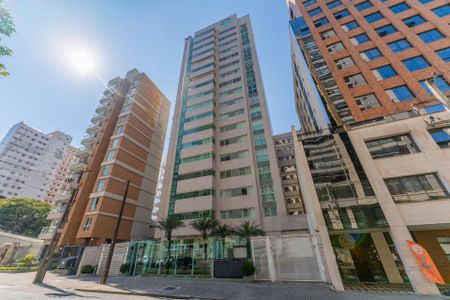 12_photo/94dce427d1.66f5f29d1ae05384-ATLAS-a944e237-8a82-4418-bf95-b779ec105a7a.jpg de apartamento à venda com 3 quartos, 221m² em Cabral, Curitiba