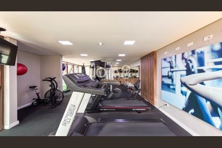 4_photo/94dce427e5.cbac4b0532efd0a4-ATLAS-1ca0b2c3-2cb6-4b46-866d-a6a5450fa450.jpg de apartamento à venda com 3 quartos, 183m² em Cabral, Curitiba