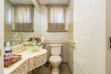 9_photo/94dce427e5.cbac4b0532efd0a4-ATLAS-275f7382-04fe-4048-841d-fb82f9f19b09.jpg de apartamento à venda com 3 quartos, 180m² em Cabral, Curitiba