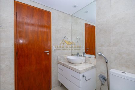 5_photo/94dce427ed.8ae1cb5ed2a1280b-ATLAS-1e848de3-4239-4e62-8f72-8bdb81462ce8.jpg de apartamento à venda com 4 quartos, 276m² em Cabral, Curitiba