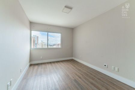 9_photo/94dce427ed.a637b77f61d7f24a-ATLAS-5fb6a558-a01d-4de2-bf22-552ab33115ee.jpg de apartamento para alugar com 4 quartos, 277m² em Cabral, Curitiba