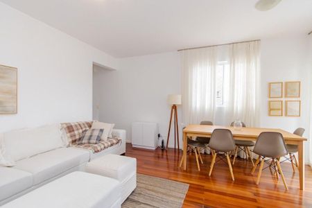 3_photo/94dce427f9.84da5b25acca27f4-ATLAS-d2bb3d66-d6c5-4faf-a4c8-f4050d2a2fbe.jpg de apartamento à venda com 3 quartos, 86m² em Cabral, Curitiba