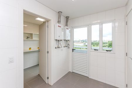 9_photo/94dce42835.671b3960e7484b54-ATLAS-37602e80-e6fb-4326-9f6b-5a8d4f0c3ecc.jpg de apartamento à venda com 3 quartos, 176m² em Cabral, Curitiba