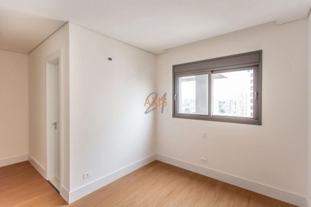 22_photo/94dce42835.73e05335da423c38-ATLAS-179a63a2-1dfb-4b98-8a0c-3c5b07f9c3d4.jpg de apartamento à venda com 3 quartos, 252m² em Cabral, Curitiba