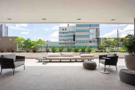 31_photo/94dce42835.73e05335da423c38-ATLAS-6e7d1cd6-8859-4ba2-9062-e1d31eef2ef2.jpg de apartamento à venda com 3 quartos, 252m² em Cabral, Curitiba