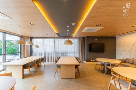 50_photo/94dce42835.e5b98e492bdcee1f-ATLAS-0b90b06e-ce62-42ef-8b2a-a629512720e3.jpg de apartamento à venda com 3 quartos, 239m² em Cabral, Curitiba