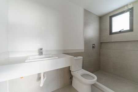 38_photo/94dce42835.e5b98e492bdcee1f-ATLAS-40453600-76af-4ff9-98c4-35fd06bc2263.jpg de apartamento à venda com 3 quartos, 239m² em Cabral, Curitiba