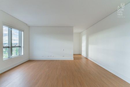 42_photo/94dce42835.e5b98e492bdcee1f-ATLAS-e2cfd857-5487-4b79-852b-85ca589a9815.jpg de apartamento à venda com 3 quartos, 239m² em Cabral, Curitiba