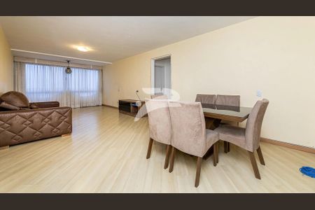 4_photo/94dce42891.cb6a4ed2abe0b448-ATLAS-7e5a2dda-327f-4f92-a8d2-3fe7cf975685.jpg de apartamento à venda com 3 quartos, 106m² em Cabral, Curitiba