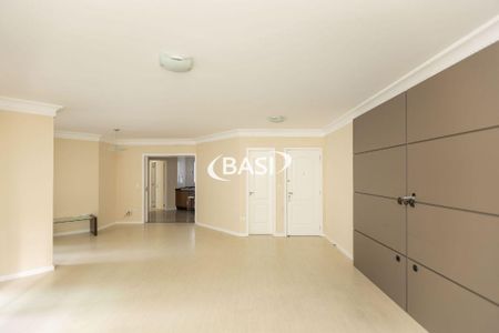 2_photo/94dce4289d.3b13bb05ee14d3fd-ATLAS-11bf2de8-35e7-4181-81f2-40958cd6b7d8.jpg de apartamento à venda com 3 quartos, 128m² em Cabral, Curitiba