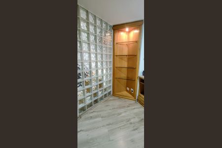 20_photo/94dce4289d.7074836f32d875df-ATLAS-719fda27-01b7-47c6-bbb3-bd20c9d12ad2.jpg de apartamento para alugar com 1 quarto, 109m² em Cabral, Curitiba