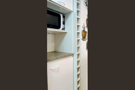 12_photo/94dce4289d.7074836f32d875df-ATLAS-a653a0d6-eb37-4e41-8a12-d26ac404a9bb.jpg de apartamento para alugar com 1 quarto, 109m² em Cabral, Curitiba