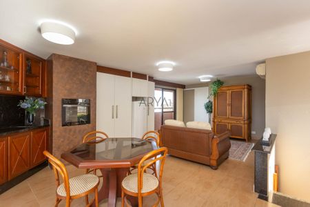 11_photo/94dce4290d.23b66a0d683c5664-ATLAS-7a0dd99d-8dee-4eff-a63f-e8ae7b276f4a.jpg de apartamento à venda com 4 quartos, 399m² em Cabral, Curitiba