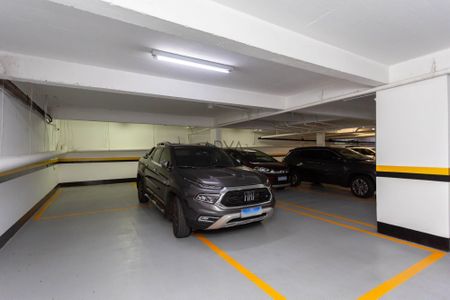 47_photo/94dce4290d.23b66a0d683c5664-ATLAS-d0529575-e7f5-4c02-8e23-5fa645e5782a.jpg de apartamento à venda com 4 quartos, 399m² em Cabral, Curitiba