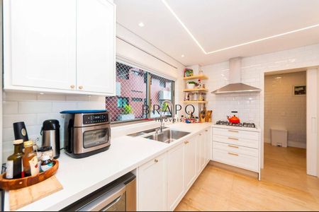 12_photo/94dce42959.54b8780a509023fd-ATLAS-4cd56c88-dfd5-4370-bc4b-7e00a4aaf193.jpg de apartamento para alugar com 3 quartos, 266m² em Cabral, Curitiba