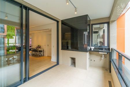 47_photo/94dce429a3.d24ade8ea730e7fc-ATLAS-43b23afc-e6a4-402c-a4c7-7ed4a53b95ec.jpg de apartamento à venda com 3 quartos, 223m² em Cabral, Curitiba