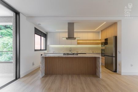 2_photo/94dce429a3.d24ade8ea730e7fc-ATLAS-715aed43-cb78-4882-b534-5c9f434712ab.jpg de apartamento à venda com 3 quartos, 223m² em Cabral, Curitiba