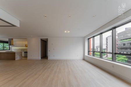 9_photo/94dce429a3.d24ade8ea730e7fc-ATLAS-f7533a3b-bbe8-4731-bb37-a1acf7522f1f.jpg de apartamento à venda com 3 quartos, 223m² em Cabral, Curitiba