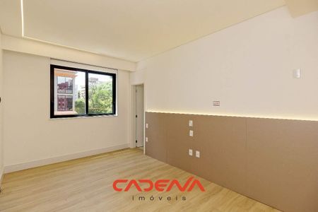 13_photo/94dce429a3.ee31d1fd9df23408-ATLAS-12d705c1-95bf-4ef9-8b4a-b25913d09b71.jpg de apartamento para alugar com 3 quartos, 223m² em Cabral, Curitiba