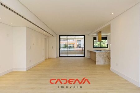 6_photo/94dce429a3.ee31d1fd9df23408-ATLAS-5febcd01-9fc0-44cb-8fda-61170142e00c.jpg de apartamento para alugar com 3 quartos, 223m² em Cabral, Curitiba